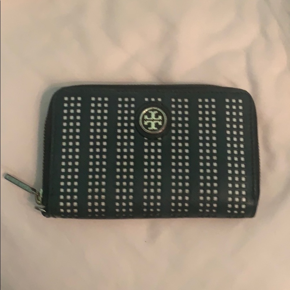 tory burch wallet